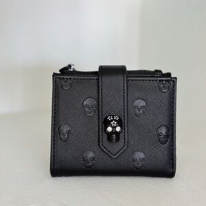 Betsey Johnson Skullicious bifold wallet